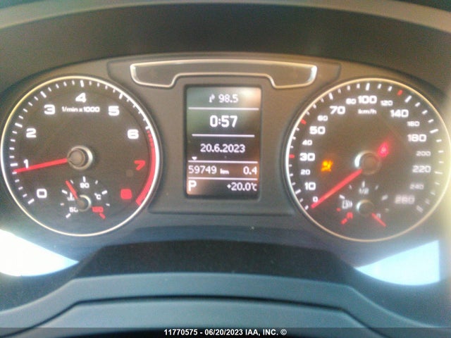 WA1ECCFS0JR015550 Audi Q3 PREMIUM