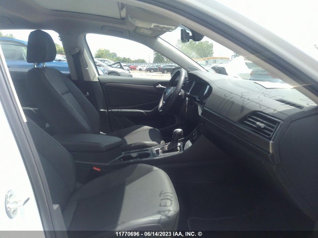 3VWE57BU0MM073952 Volkswagen JETTA SEL