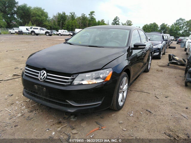 1VWBS7A31EC085860 Volkswagen PASSAT SE