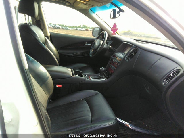 JN1BJ0RR0GM268897 Infiniti QX50