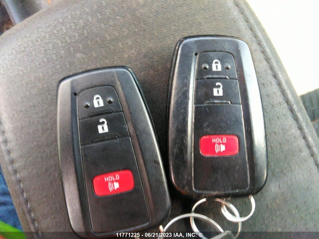 Toyota PRIUS 2016 JTDKBRFUXG3012618 Image 11