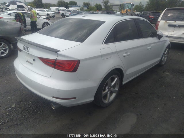 WAUB8GFF2G1105047 Audi A3 PREMIUM