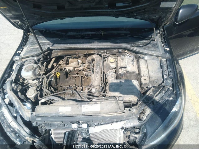 3VWW57AUXKM028732 Volkswagen GOLF S/SE