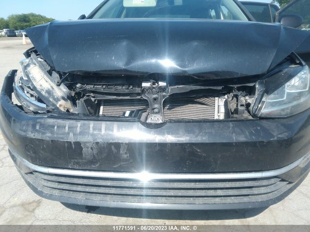 3VWW57AUXKM028732 Volkswagen GOLF S/SE
