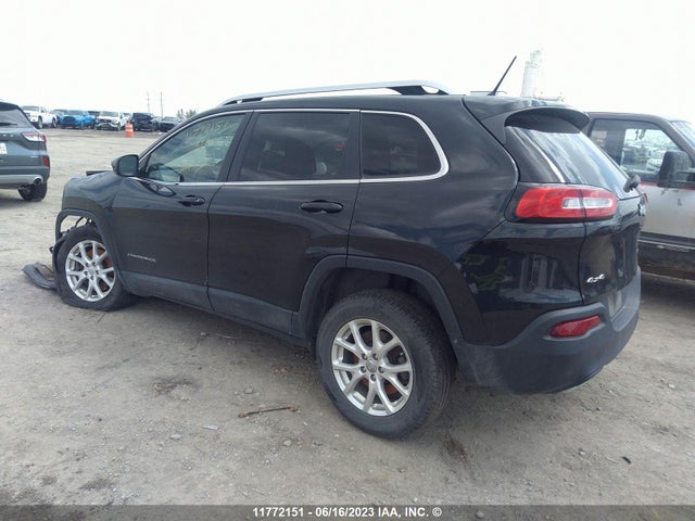 1C4PJMCS0FW651389 Jeep Cherokee Latitude