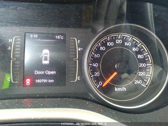 1C4PJMCS0FW651389 Jeep Cherokee Latitude