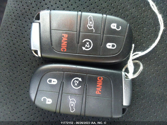 1C4RJFAG5NC139372 Jeep Grand Cherokee Laredo E/laredo X