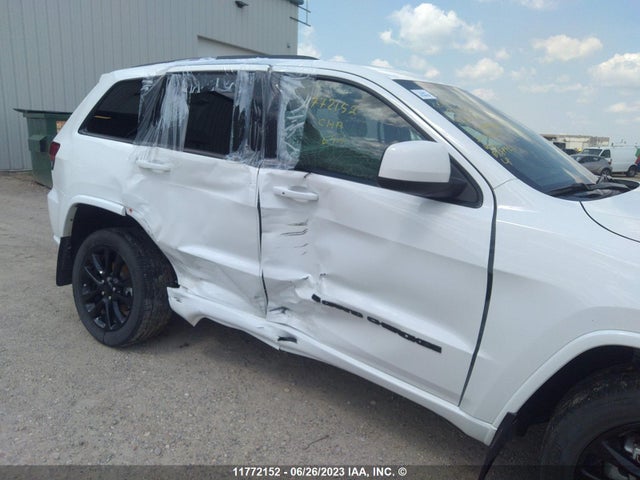 1C4RJFAG5NC139372 Jeep Grand Cherokee Laredo E/laredo X
