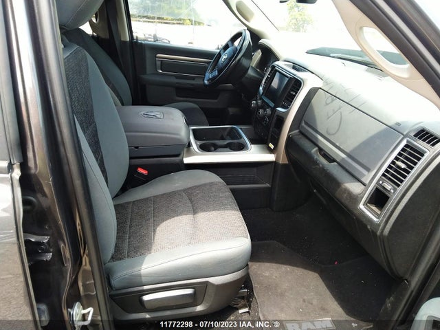 1C6RR7LMXJS287901 RAM 1500 Slt