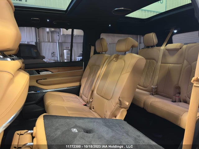 1C4SJVGJ2NS167246 Jeep Grand Wagoneer Series Iii