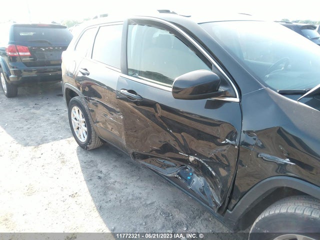 1C4PJMCS0FW783455 Jeep Cherokee Latitude