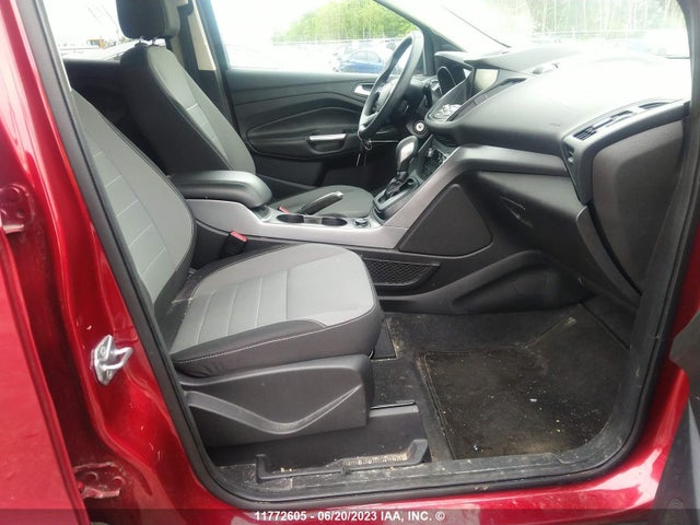 1FMCU9GX7EUD60354 Ford ESCAPE SE