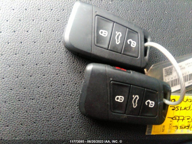 3VWE57BU7MM075648 Volkswagen JETTA SEL