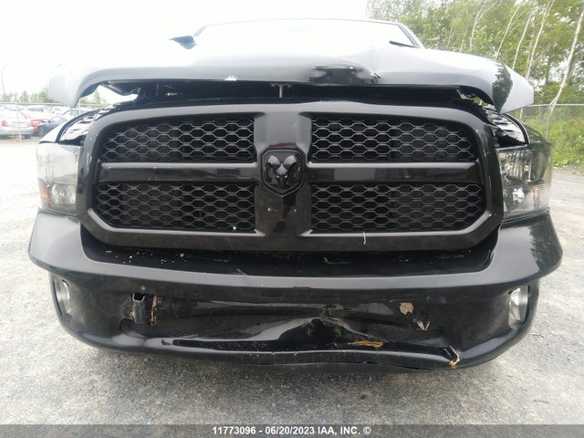 1C6RR7TT6NS163833 RAM 1500 Classic Slt
