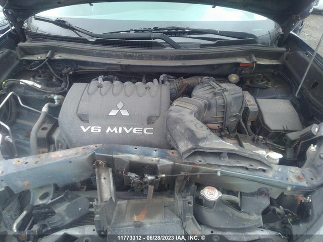 JA4JZ3AXXHZ609802 Mitsubishi Outlander Se/sel