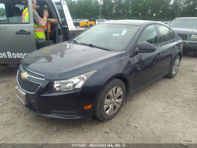 Chevrolet CRUZE LS 2014 1G1PL5SH6E7196782 Image 2