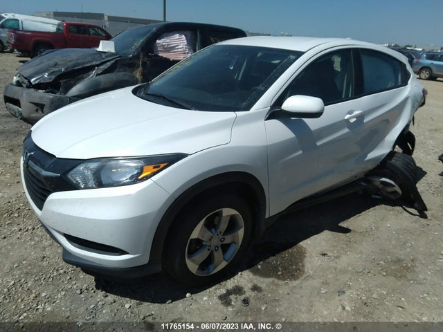 Honda HR-V LX 2017 3CZRU6H30HM108358 Image 2