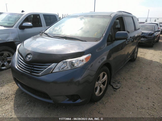 2016 Toyota Sienna Le მანქანა იყიდება აუქციონზე, vin: 5TDKK3DC7GS705975, აუქციონის ნომერი: 11773964