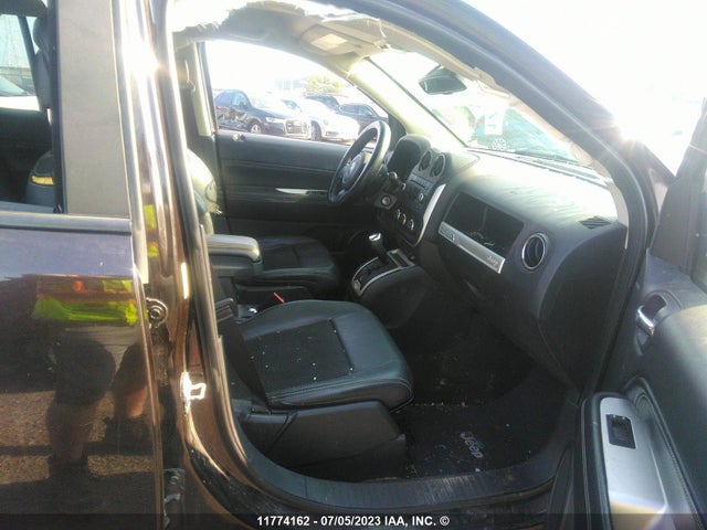 1C4NJDAB2ED820137 Jeep Compass Sport