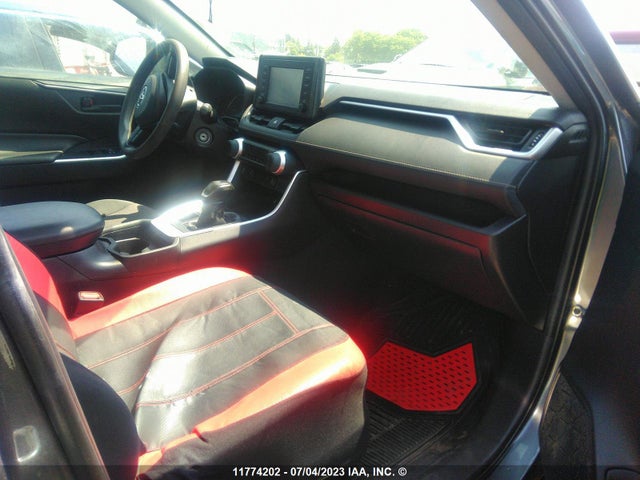 Toyota RAV4 2019 2T3B1RFV6KC031413 Image 5