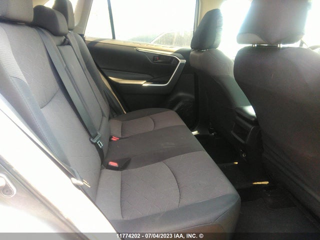Toyota RAV4 2019 2T3B1RFV6KC031413 Image 8
