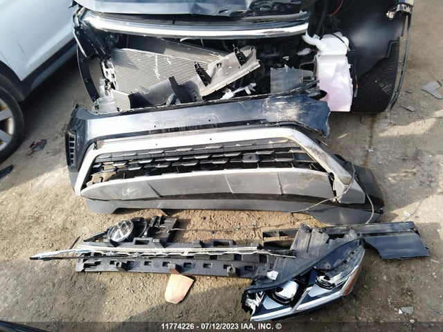 1V2BR2CA2MC560409 Volkswagen ATLAS