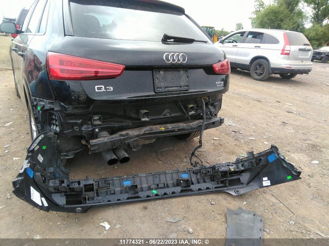 WA1EFCFS7GR021880 Audi Q3 Premium Plus