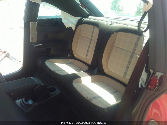 3VWJD7AT8JM719275 Volkswagen Beetle Se