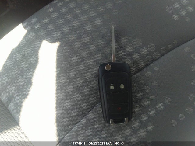 Chevrolet SONIC LS 2015 1G1JB6SH6F4215512 Image 11