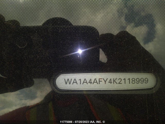 WA1A4AFY4K2118999 Audi Sq5 Premium