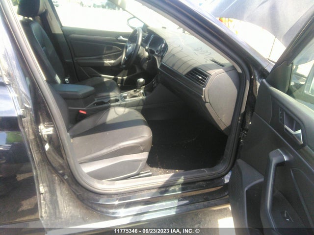 3VWEB7BU0LM046032 Volkswagen JETTA SEL