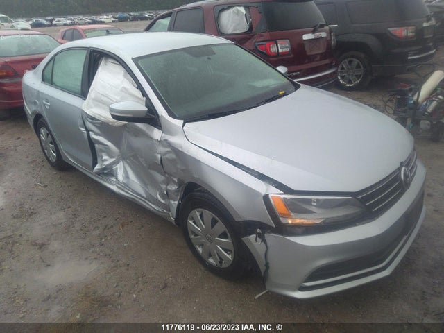 3VW2K7AJ5FM304138 auction archive image