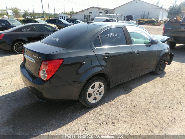Chevrolet SONIC LT 2015 1G1JC5SH4F4181996 Image 4