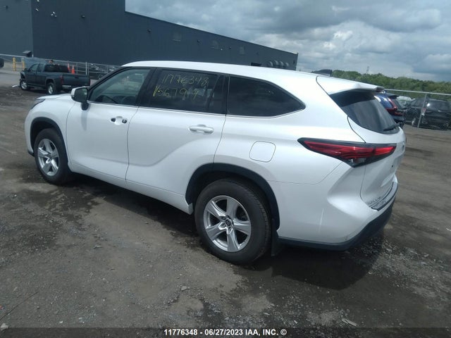 Toyota Highlander L/le 2022 5TDBZRBH4NS567919 Image 4