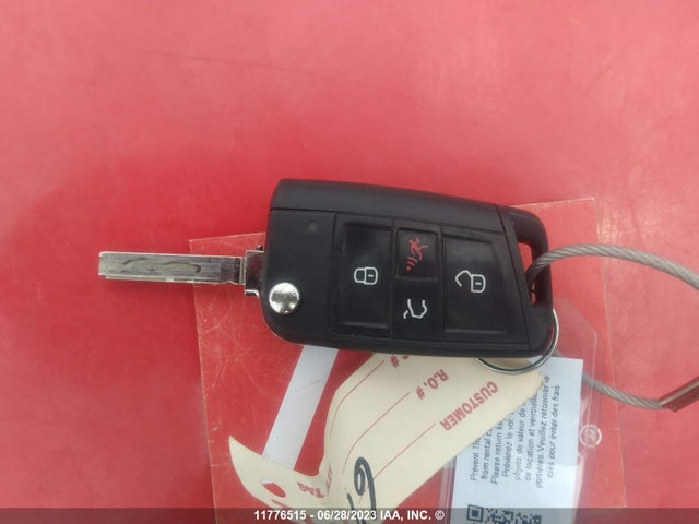 3VWG57AU8LM005035 Volkswagen GOLF