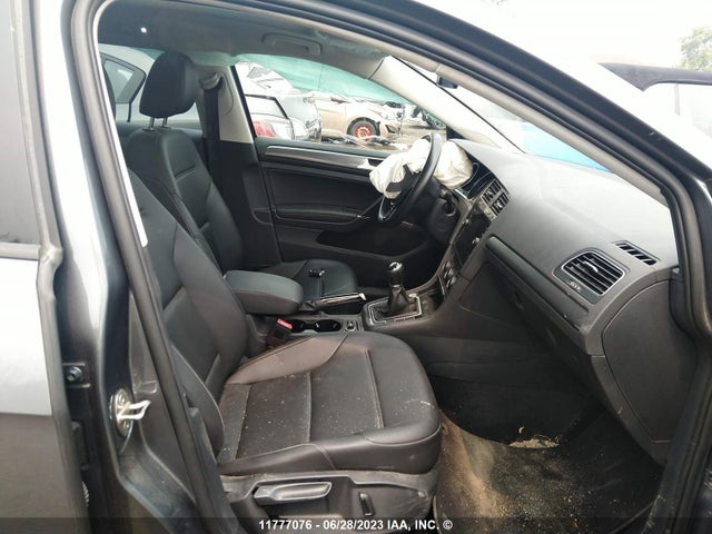 3VW217AU8KM505961 Volkswagen Golf Sportwagen S