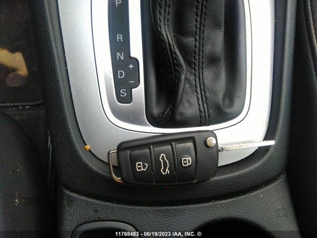 WA1EFCFS2GR017588 Audi Q3 Premium Plus