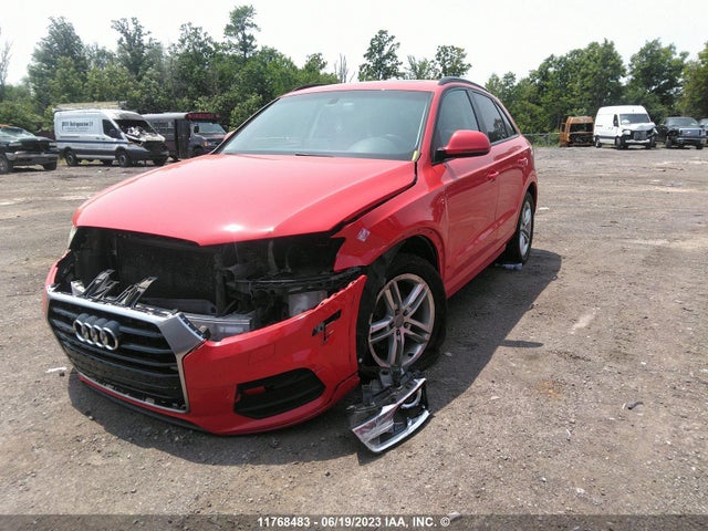 WA1EFCFS2GR017588 Audi Q3 Premium Plus