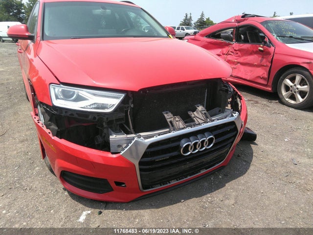 WA1EFCFS2GR017588 Audi Q3 Premium Plus