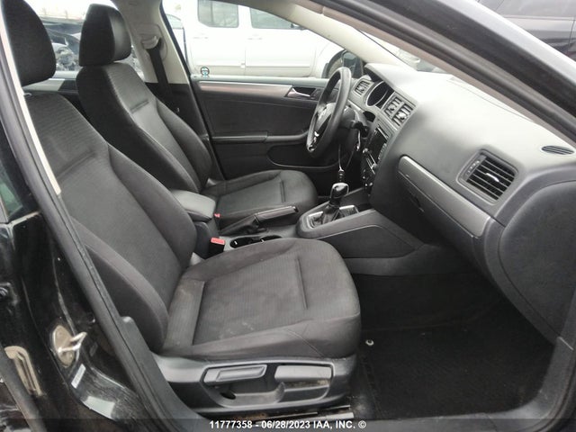3VW2K7AJ6FM302480 Volkswagen JETTA S