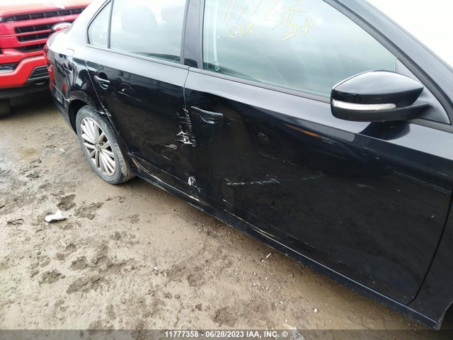 3VW2K7AJ6FM302480 Volkswagen JETTA S