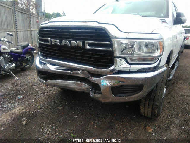 3C63R3DJ0KG584638 RAM 3500 Big Horn