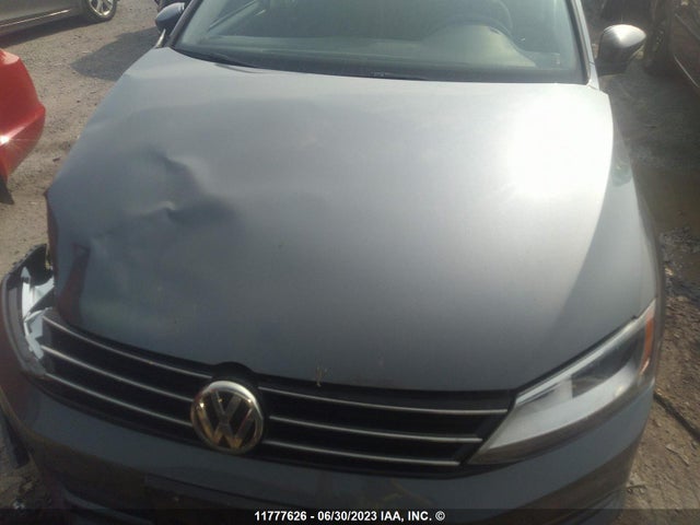 3VW1K7AJ4FM266235 Volkswagen JETTA S