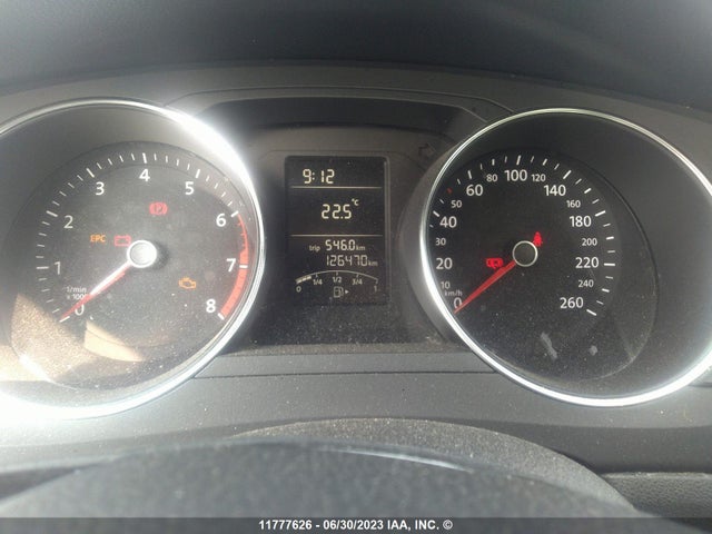 3VW1K7AJ4FM266235 Volkswagen JETTA S
