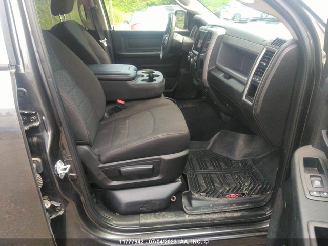 3C6RR7KT7KG725937 RAM 1500 Classic Tradesman