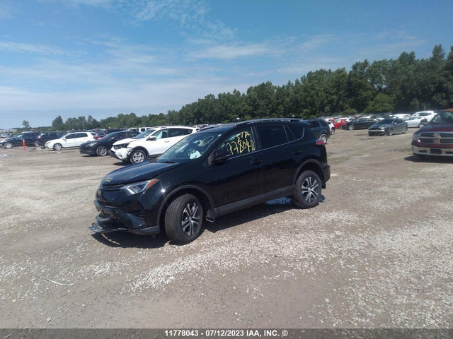 Toyota RAV4 LE 2017 2T3ZFREV0HW376249 Image 2