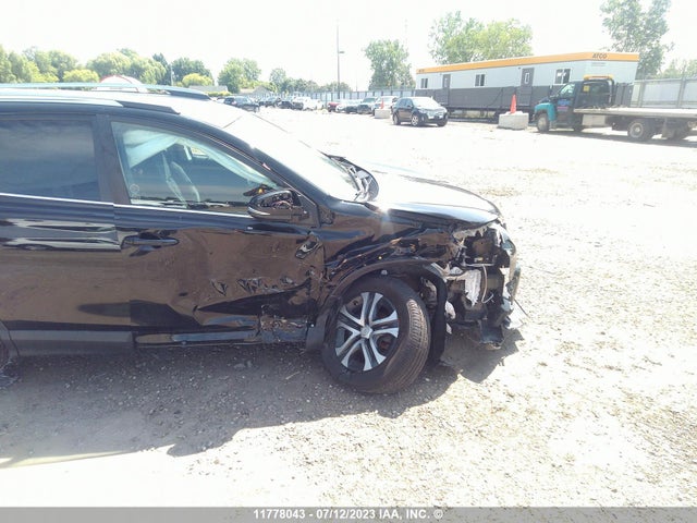 Toyota RAV4 LE 2017 2T3ZFREV0HW376249 Image 8