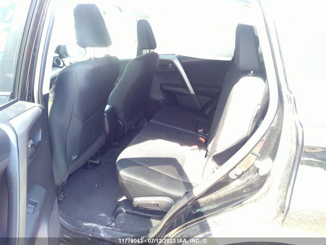 Toyota RAV4 LE 2017 2T3ZFREV0HW376249 Image 10