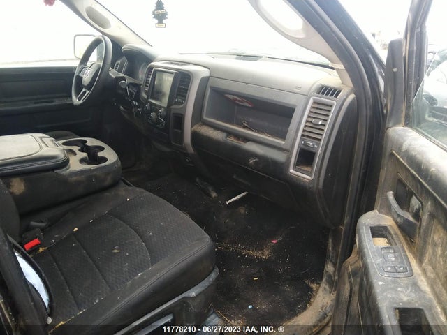 1C6RR7KT1KS743522 RAM 1500 Classic Tradesman