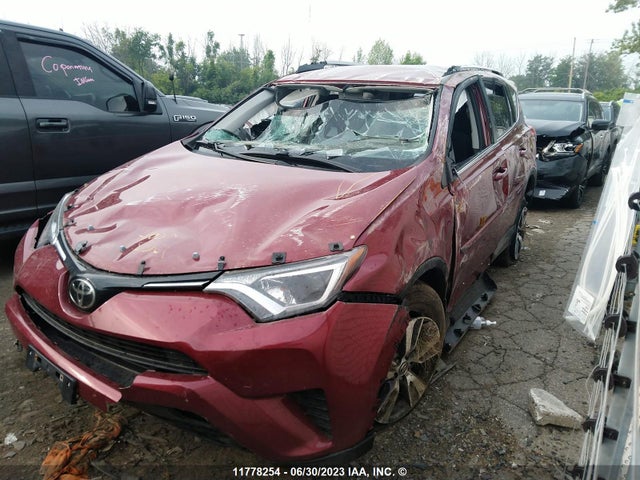 Toyota RAV4 LE 2018 2T3ZFREV5JW475042 Image 2